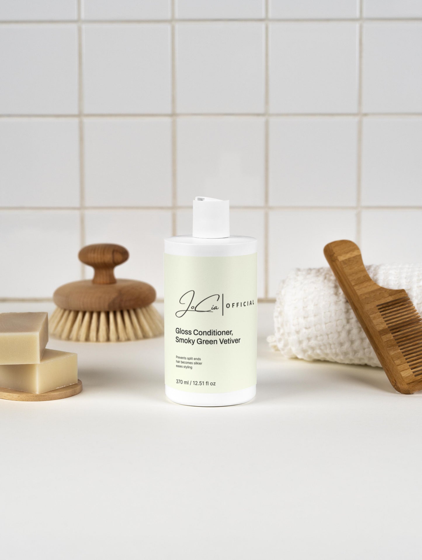 Jocia Purifying Gloss Conditioner, Smoky Green Vetiver. Restores Glow & Volume.